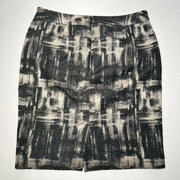 Talbots | Black & Gray Print Design A-Line Skirt w/ Lining | Size 8P - Picture 2 of 8